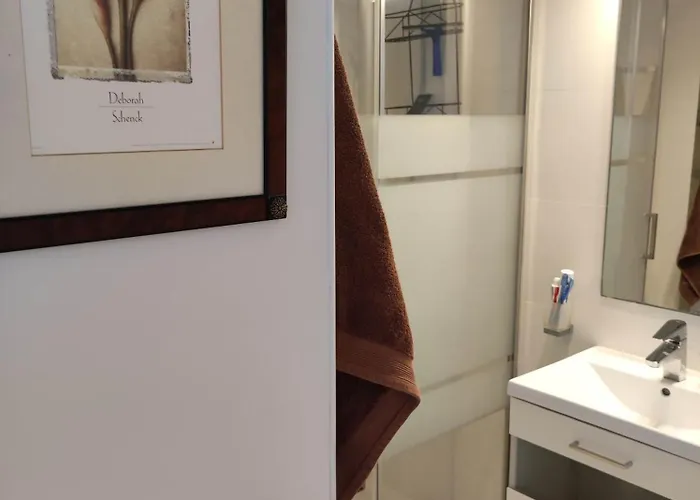 Estupenda Ubicacion, Vistas Y Parking Disponible! *