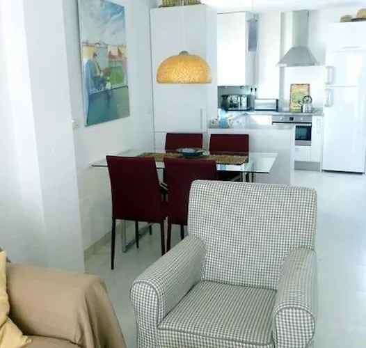 Estupenda Ubicacion, Vistas Y Parking Disponible! アパート