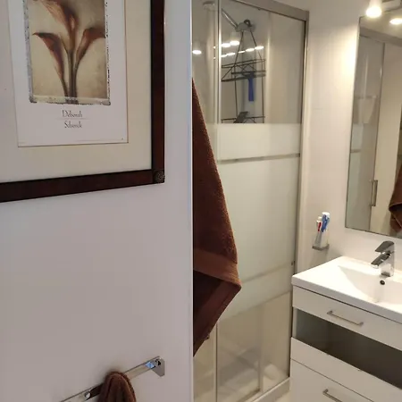 Estupenda Ubicacion, Vistas Y Parking Disponible! *